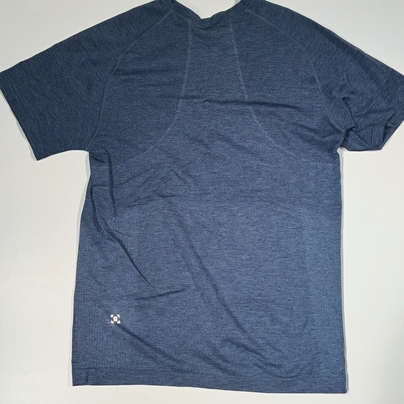 Lululemon Metal Vent Tech Short Sleeve 2.0 Midnight Shadow / Tempest Blue Sz S - Picture 4 of 5